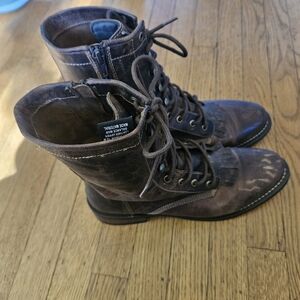 Laredo Ladies Sara Rose Brown Lace Roper Size 10